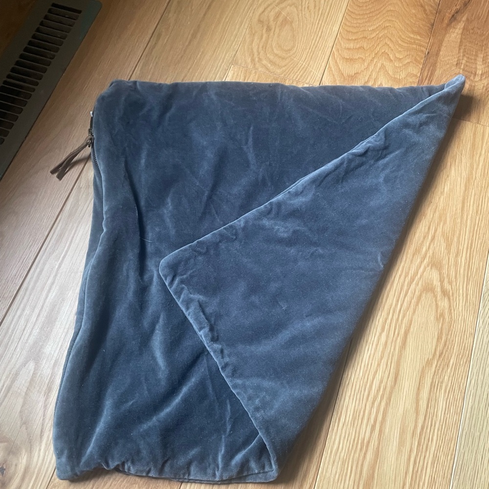 Pottery Barn Steel Blue/Dark Gray Pillow 20” square - Picture 4 of 5